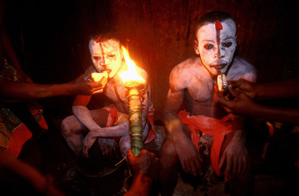 BWITI-men-initiation-03